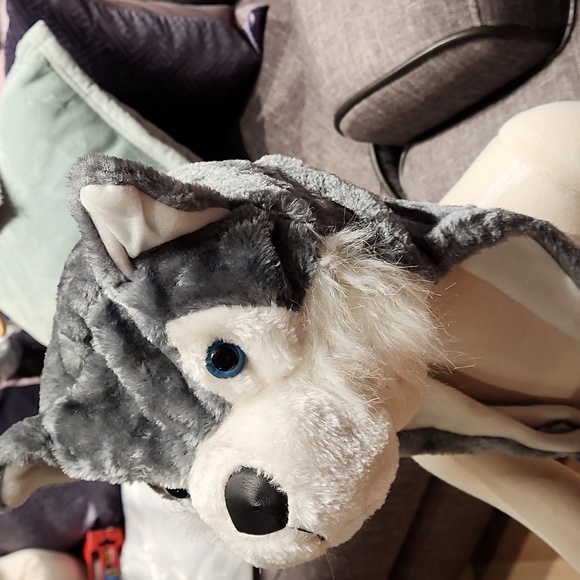 KIDS NEW FASHION ANIMAL HAT SIZE FITS 0NE SIZE WOLF. THIS HAT IS INSULATED - Picture 3 of 6